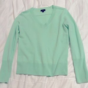 J.Crew 100% Cashmere Easy V Neck Sweater. Mint green.